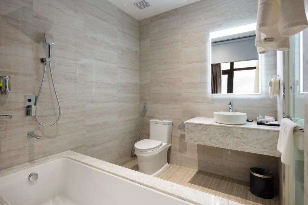 rooms-executive-city-view-triple