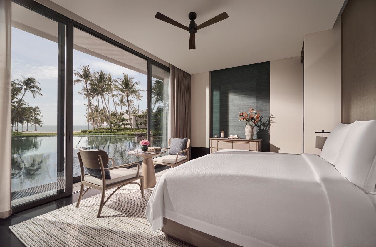 rooms-fourbedroom-beach-pool-villa