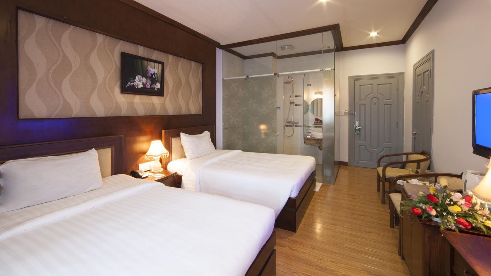 rooms-superior-room