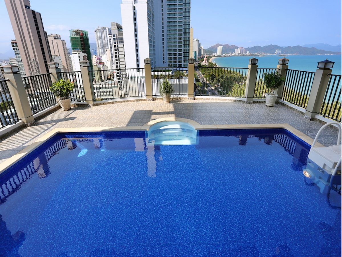pools-indoor-pool