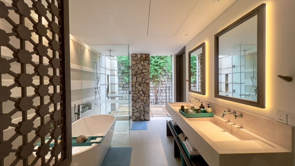 rooms-garden-villa