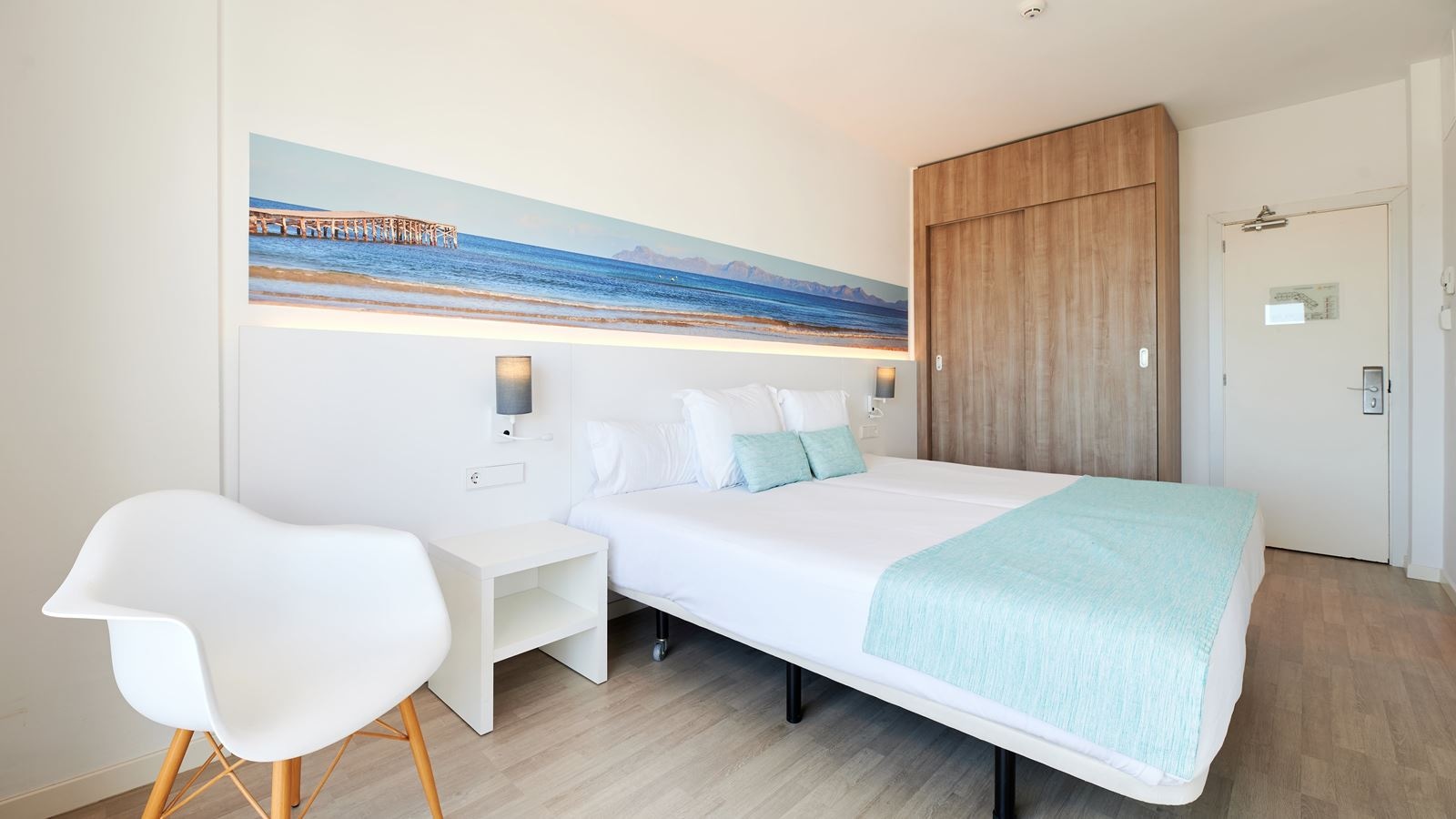 rooms-double-room-balcony-or-terrace