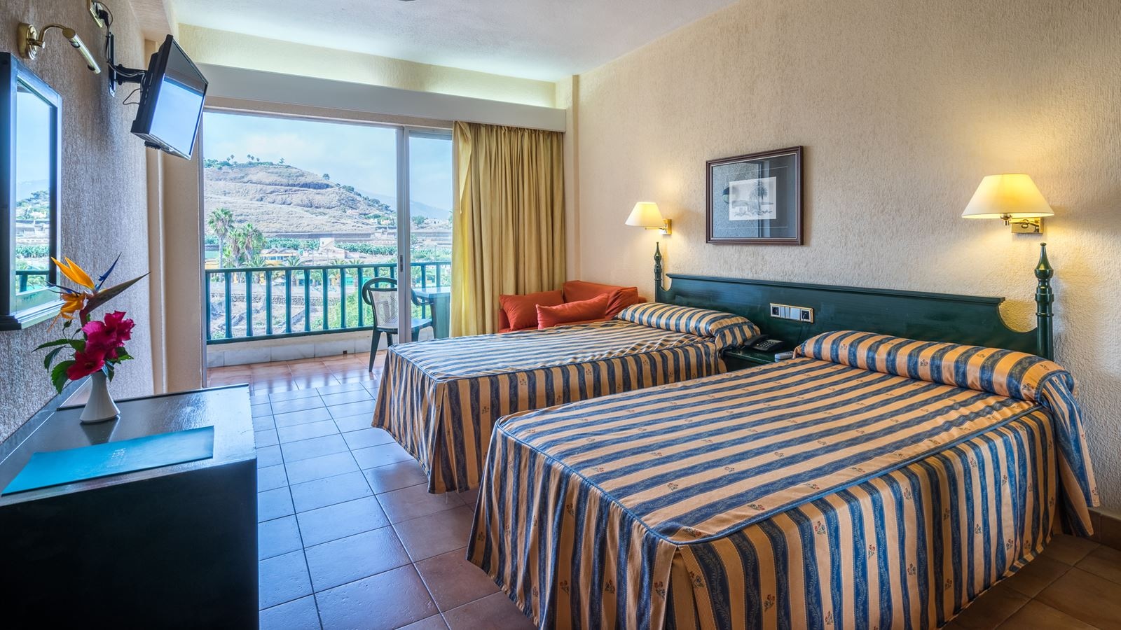 rooms-double-room-standard-balcony-or-terrace