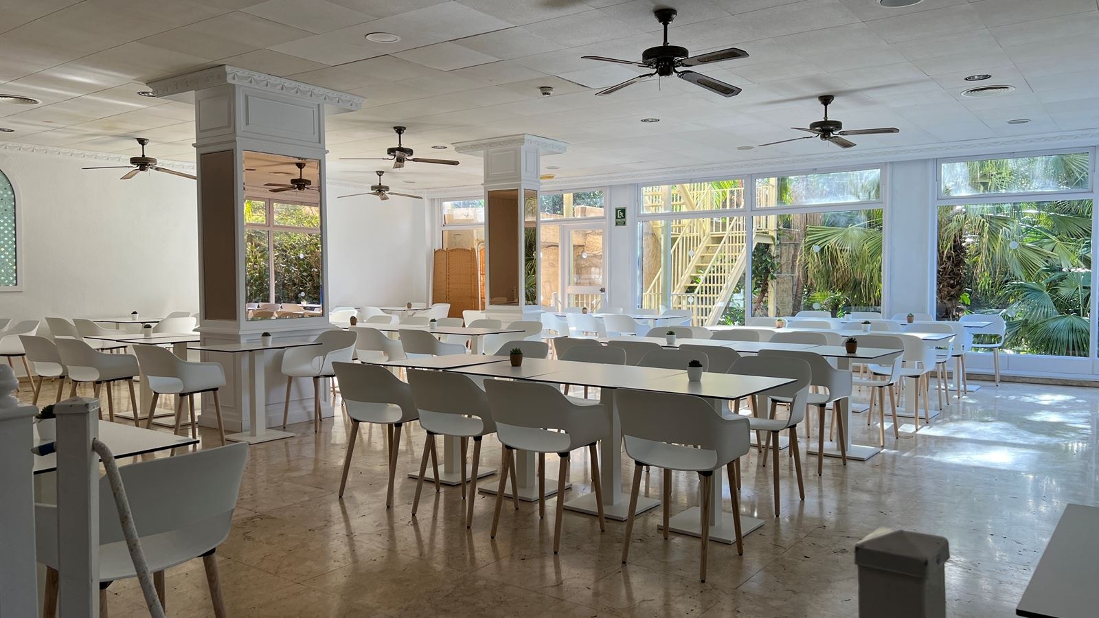 restaurants-main-restaurant
