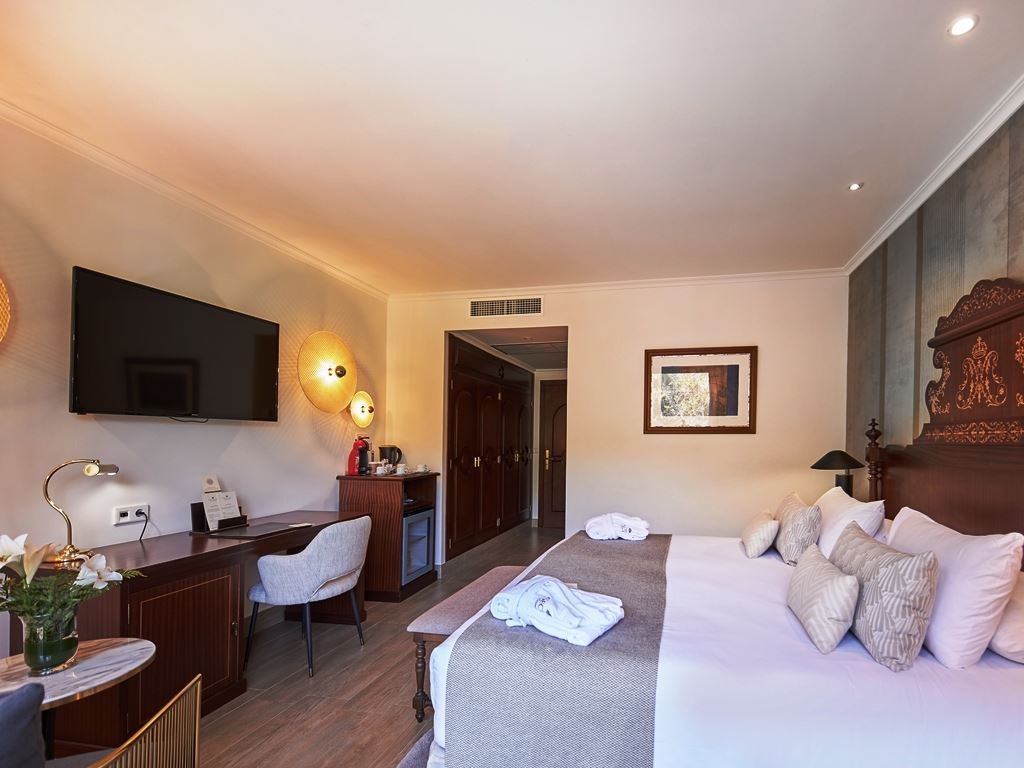 rooms-deluxe-balcony-or-terrace