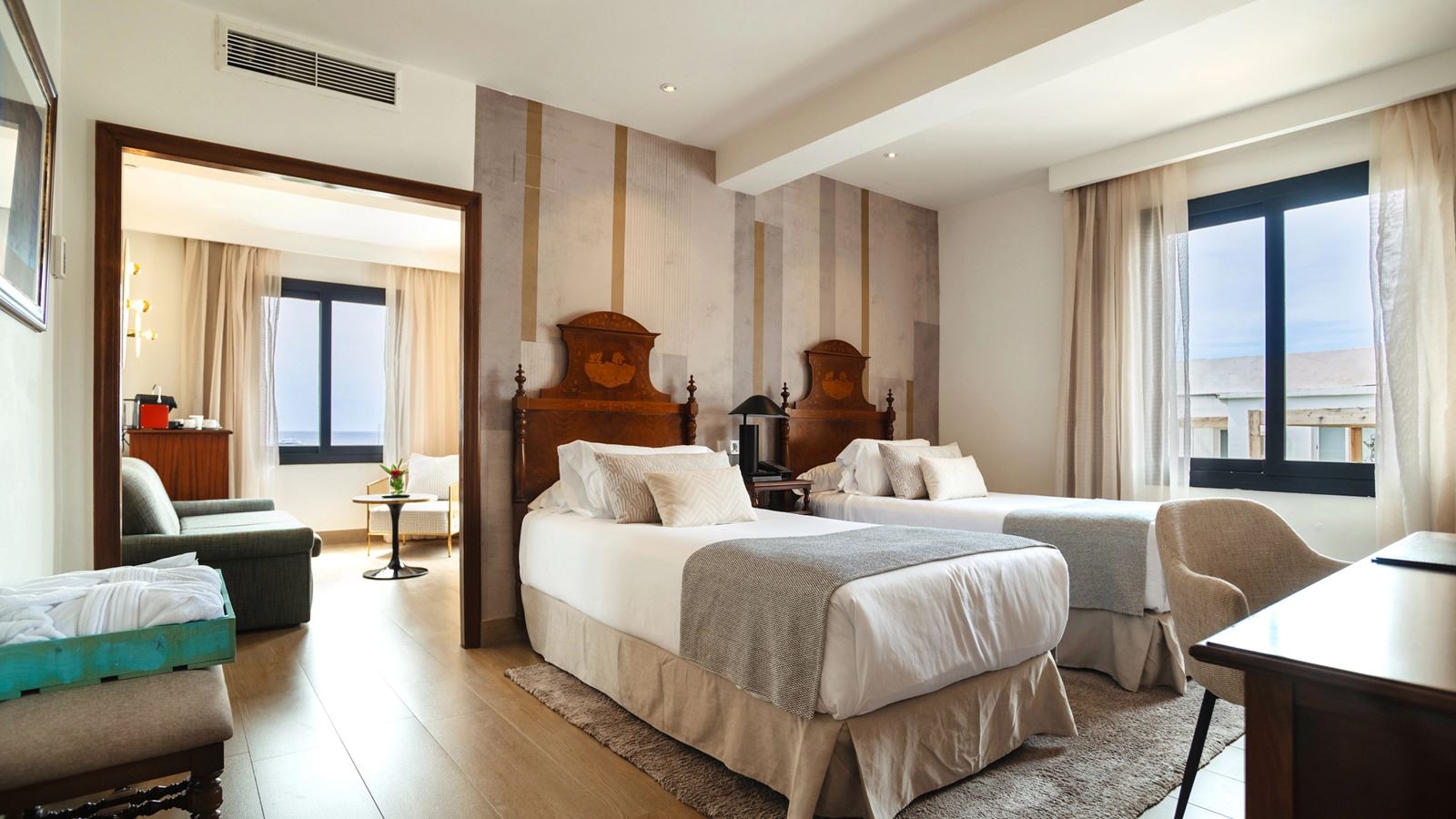 rooms-suite-sea-view-preffered-club