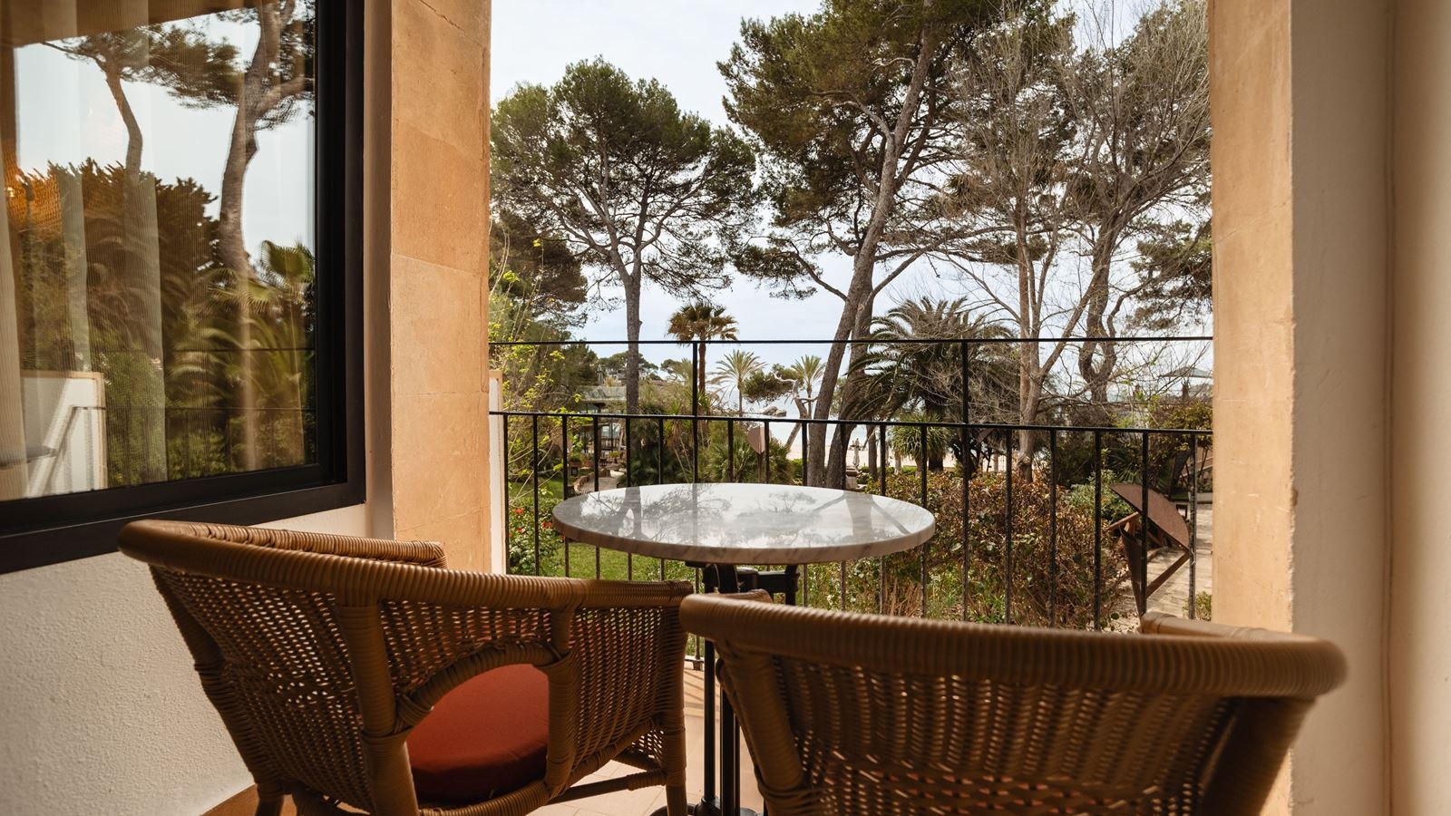 rooms-juior-suite-sea-view-front-preffered-club