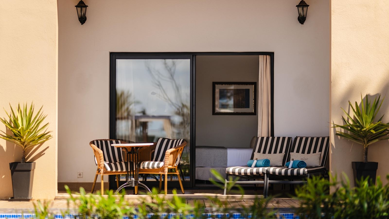 rooms-wim-up-partial-ocean-view-preffered-club