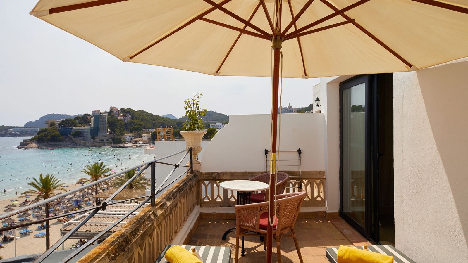 rooms-suite-sea-view-preffered-club