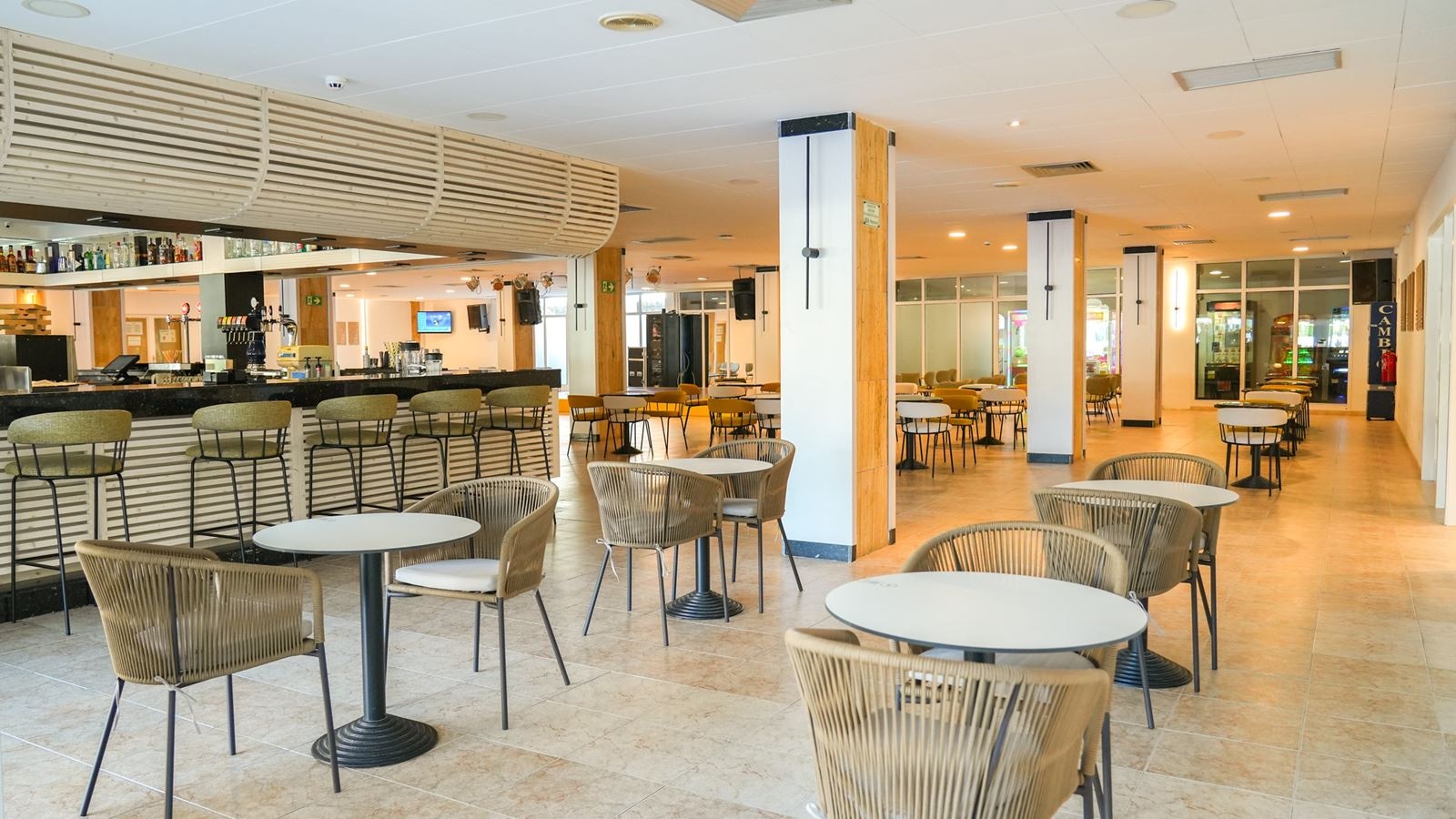 bars-lobby-bar