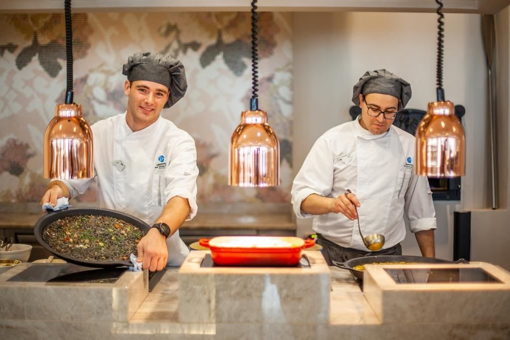 restaurants-restaurants