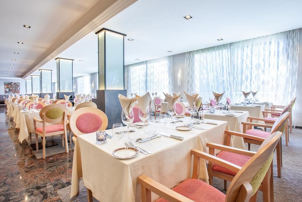 restaurants-restaurants