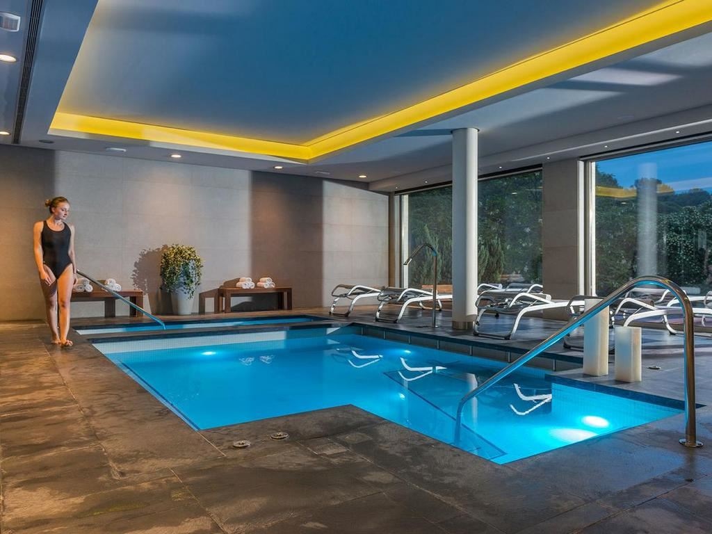 pools-indoor-pool