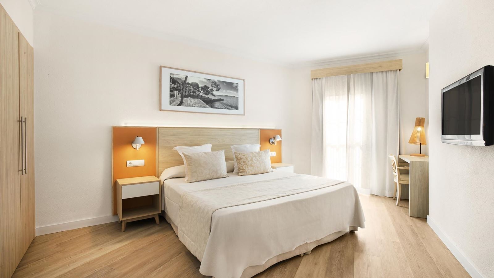 rooms-apt-1-bedroom-royal-terrace