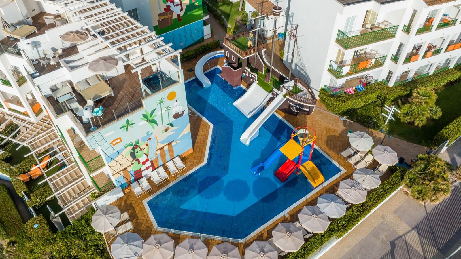 pools-outdoor-childrens-pool