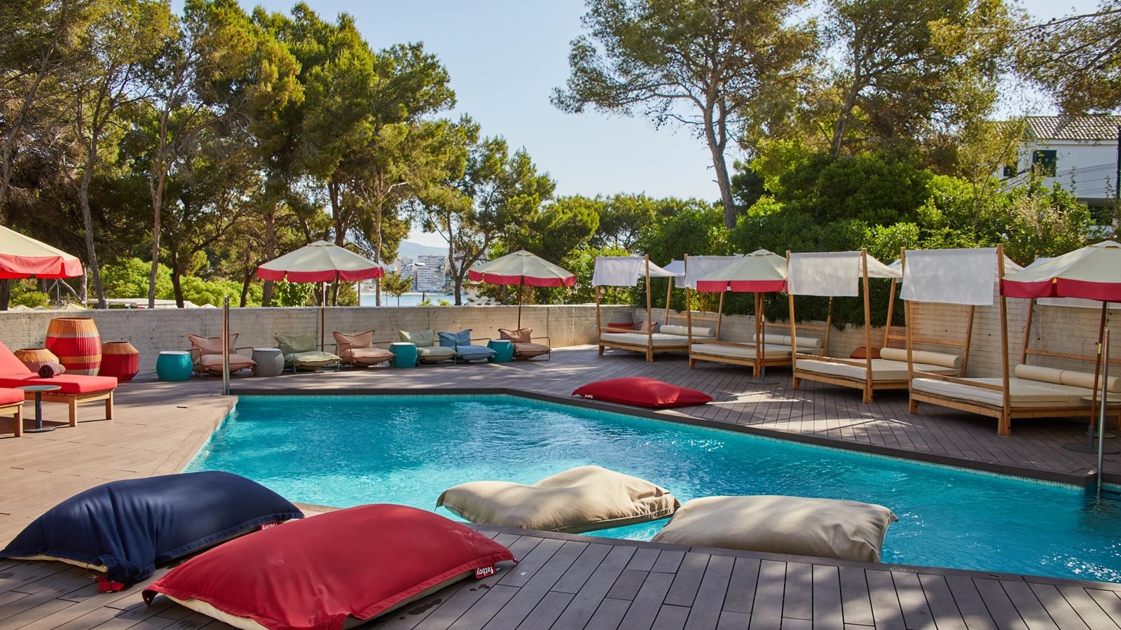 pools-outdoor-pool
