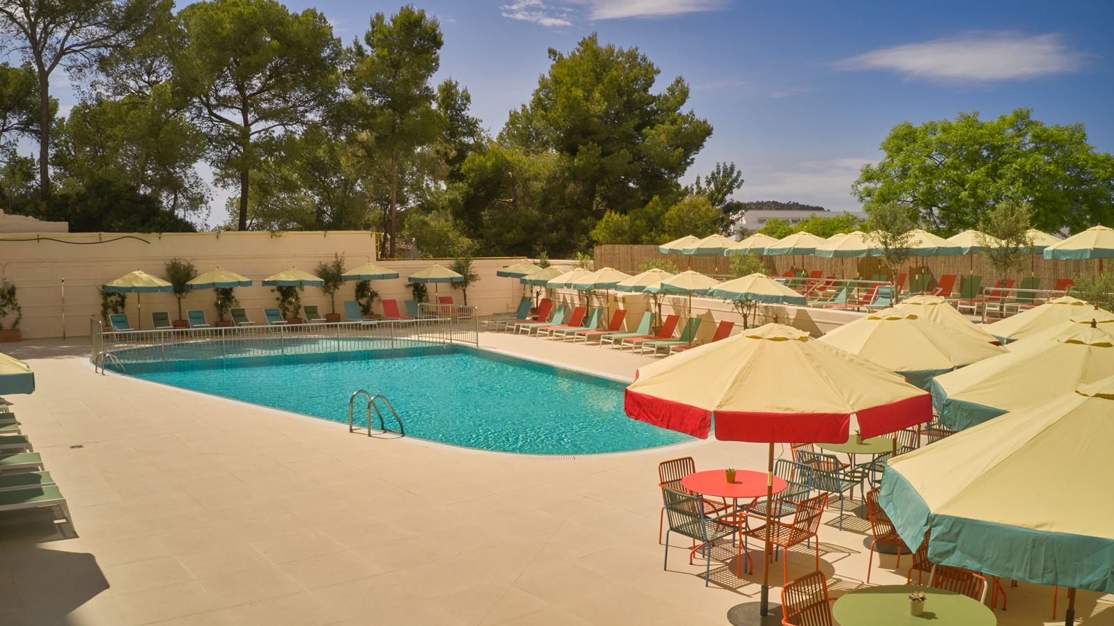 pools-outdoor-pool