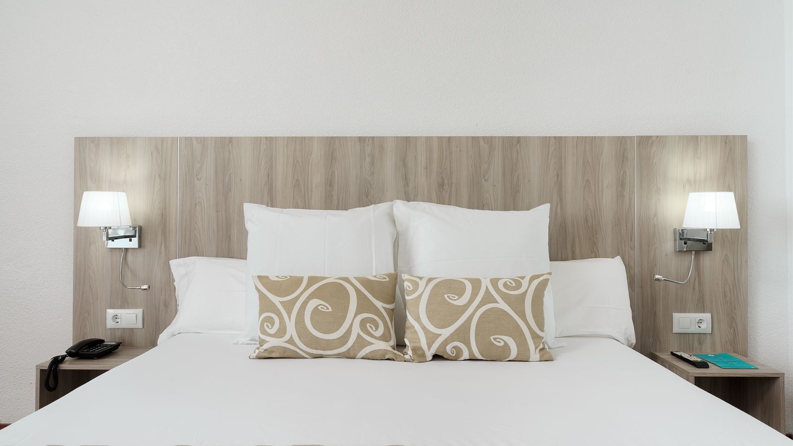rooms-double-superior-minor-sea-view-with-terrace