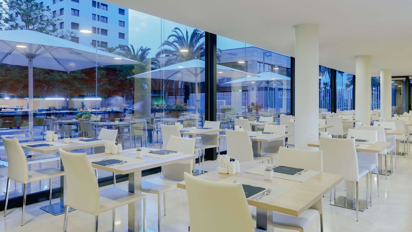 restaurants-restaurants