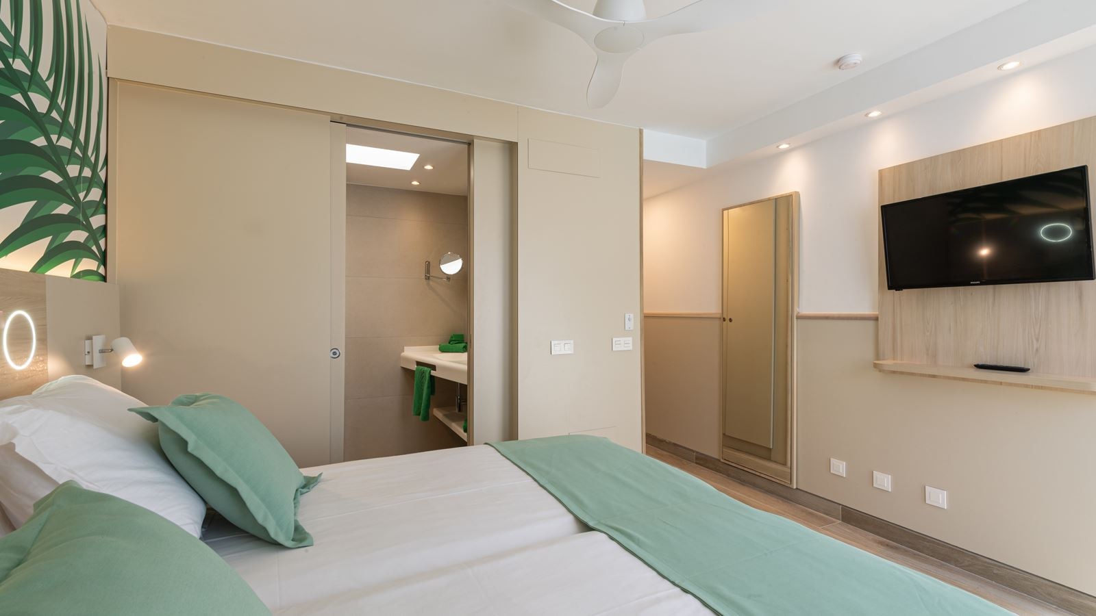 rooms-bungalow-classic-2-bedrooms-with-terrace