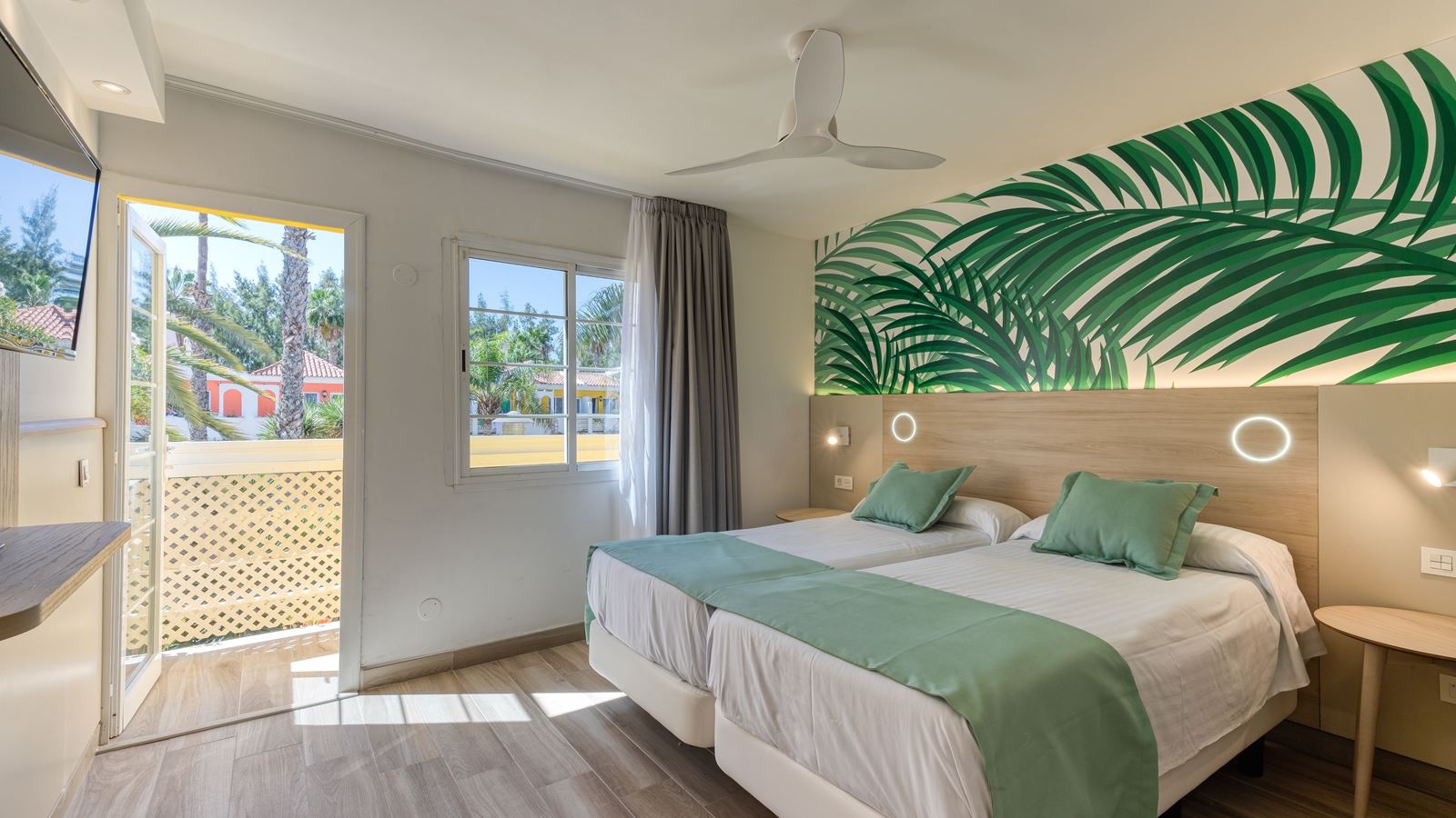 rooms-bungalow-classic-2-bedrooms-with-terrace