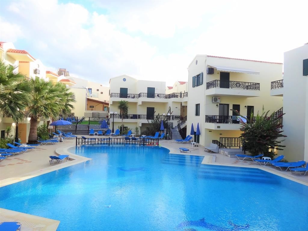 pools-outdoor-pool