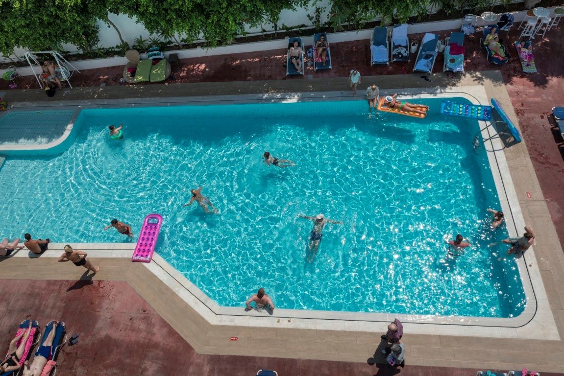 pools-outdoor-pool