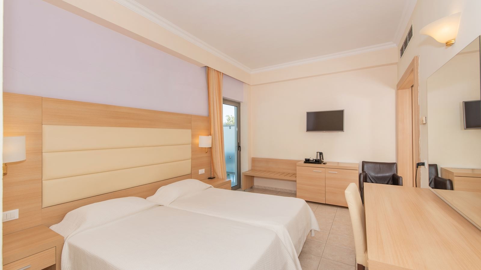 rooms-family-room