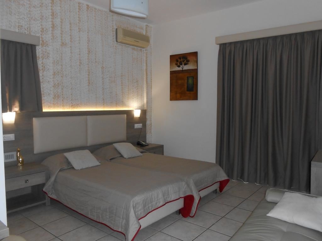 rooms-double-room