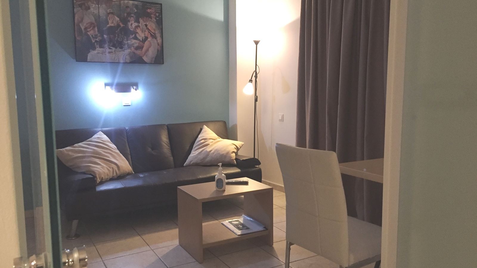 rooms-triple-room