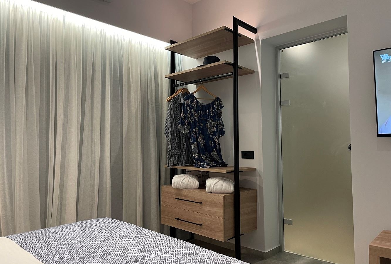 rooms-junion-suite-with-private-swimmingpool