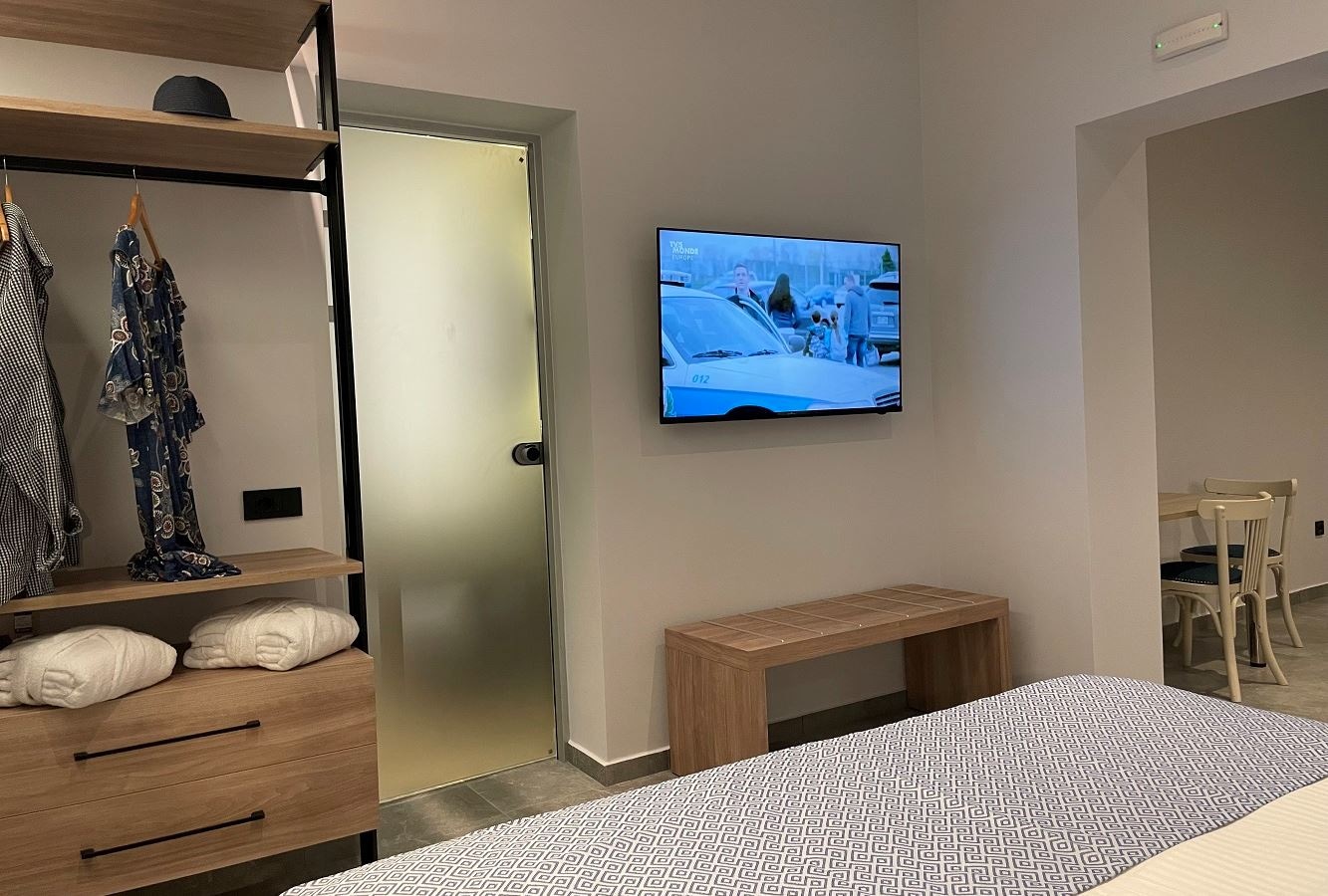 rooms-junion-suite-with-private-swimmingpool