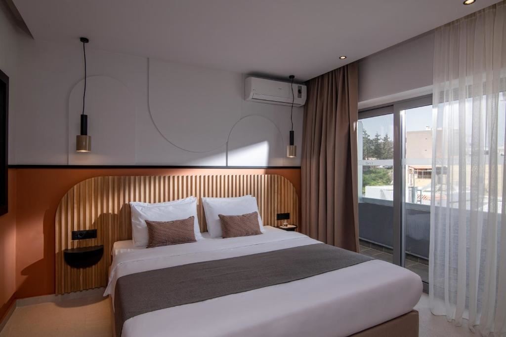 rooms-town-view
