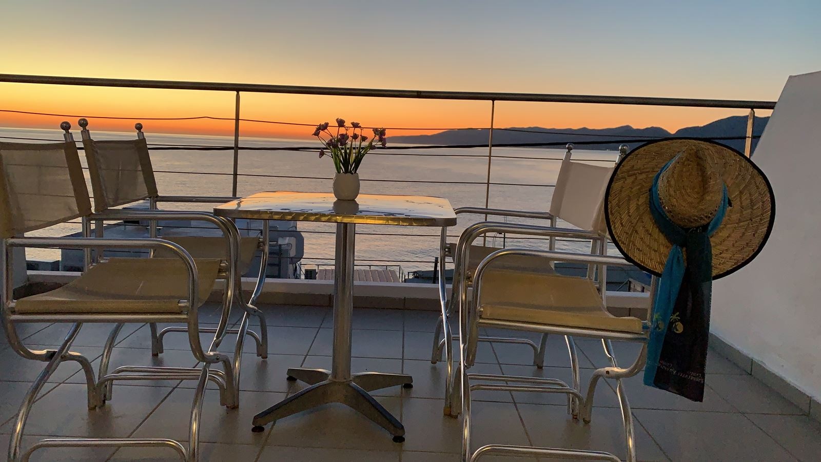 rooms-superior-apartment-sea-view