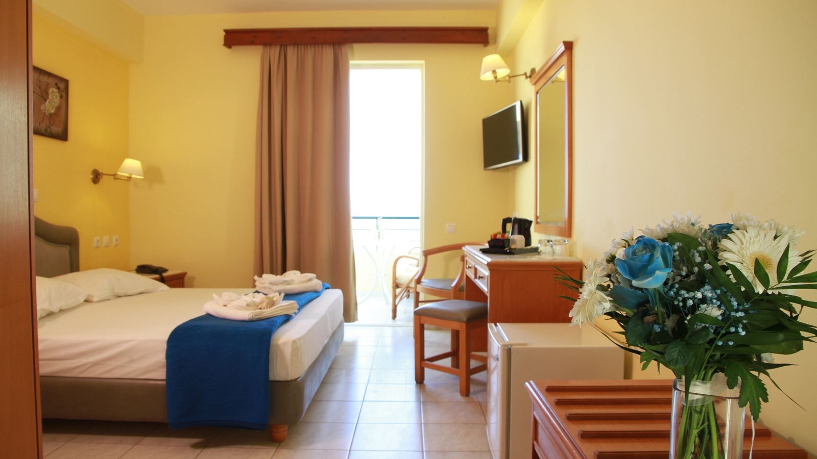 rooms-double-side-sea-view-balcony