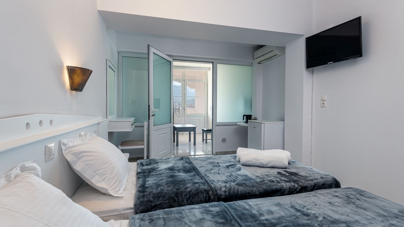 rooms-triple-room