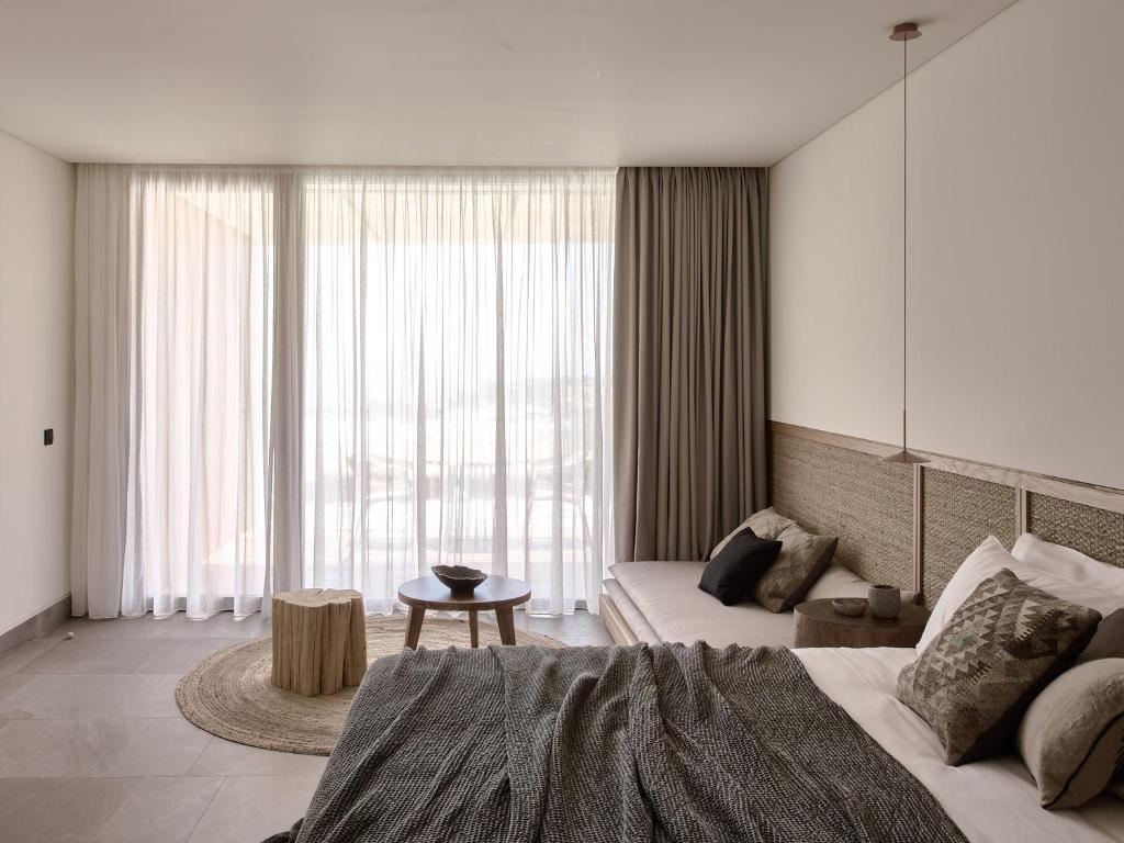 rooms-junior-suite-inland-view