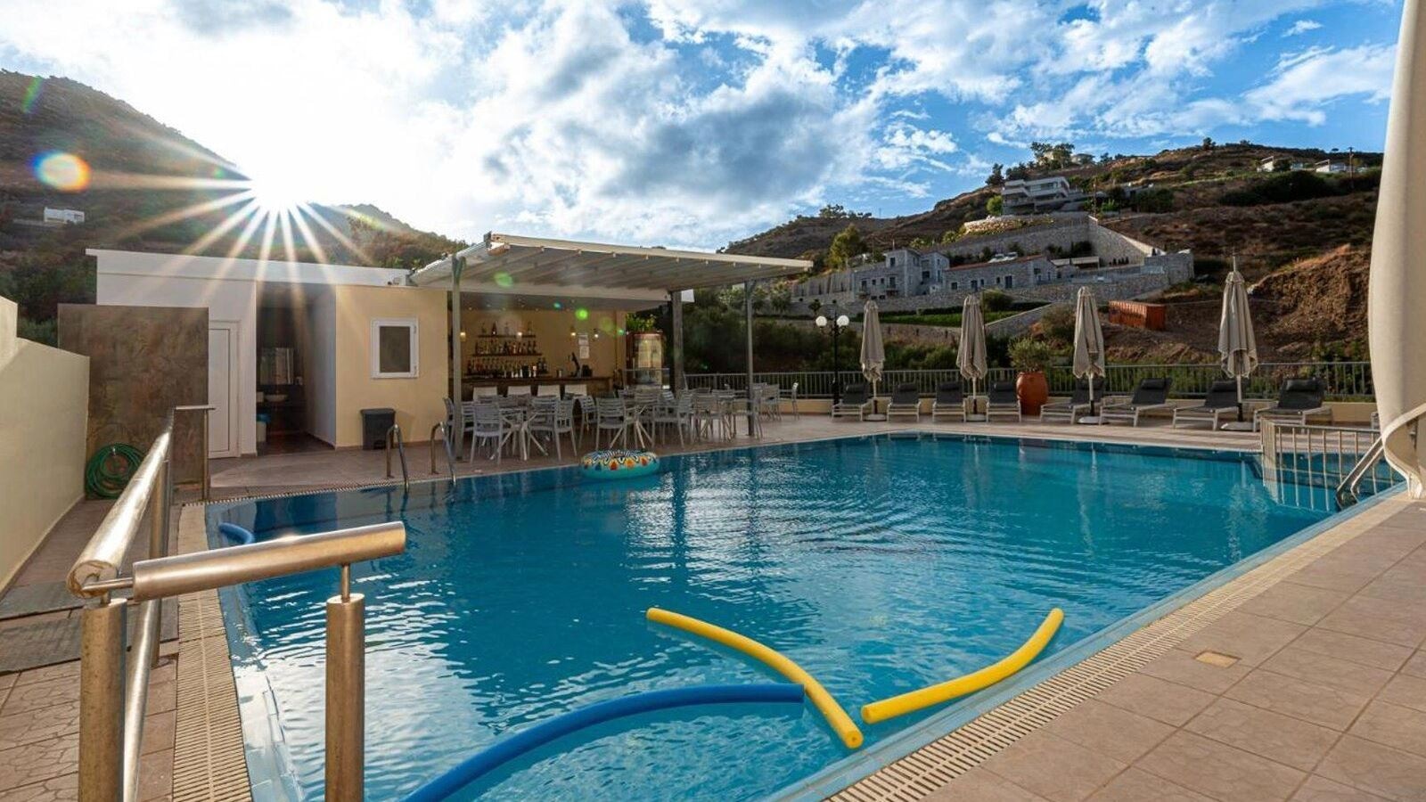 pools-outdoor-pool
