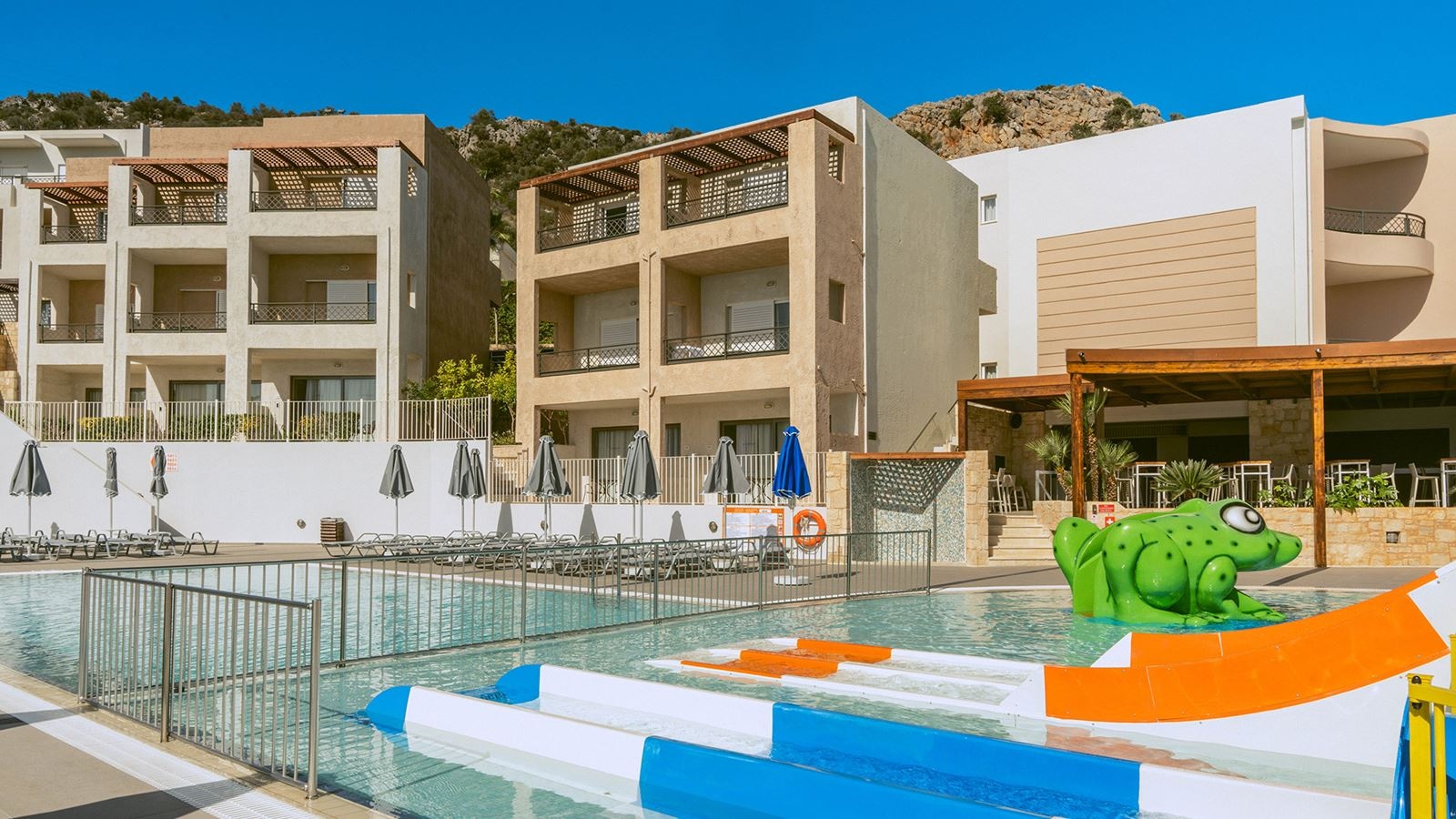 bars-fun-pool-bar
