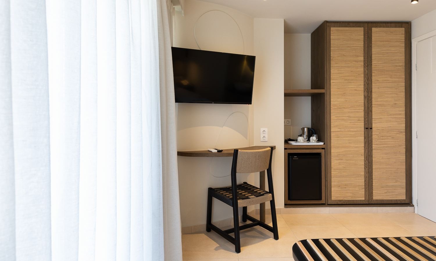 rooms-double-room-balcony