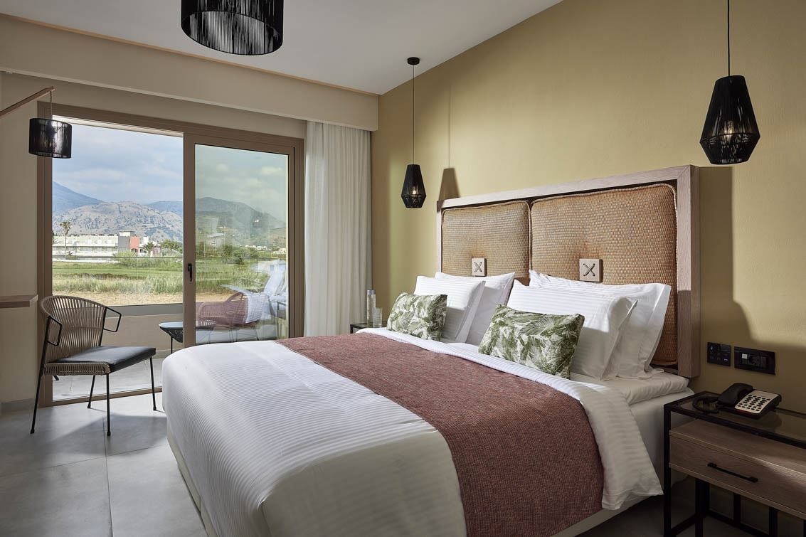 rooms-room-double-garden-view