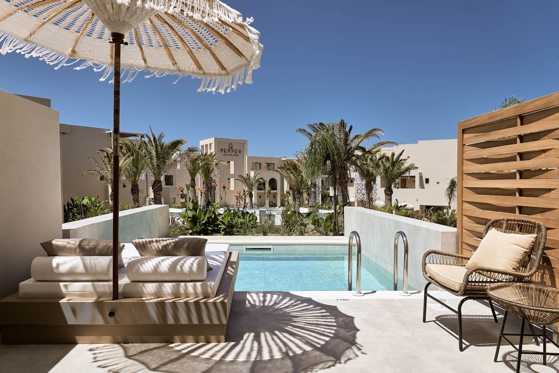 rooms-superior-junior-suite-private-pool