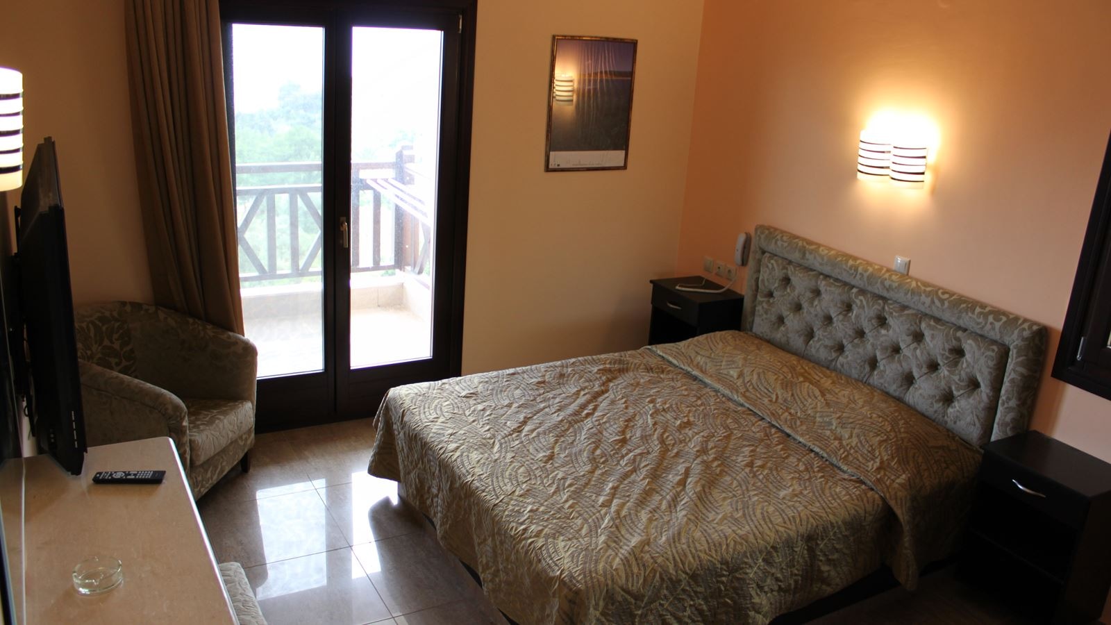 rooms-suite-up-to-4-pax-standard-sea-view
