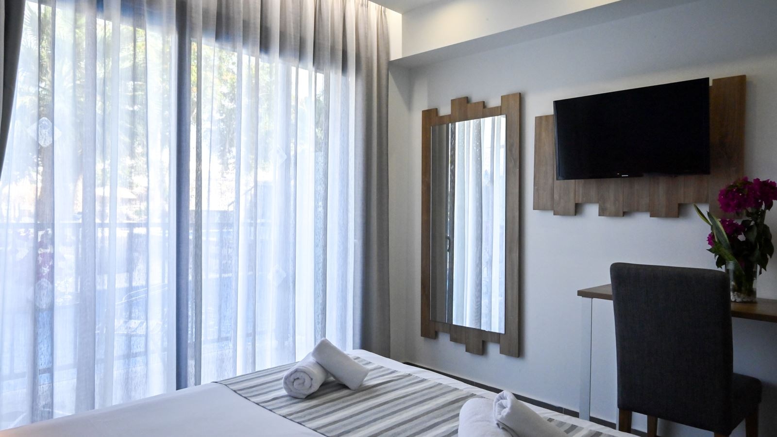 rooms-double-standard-room