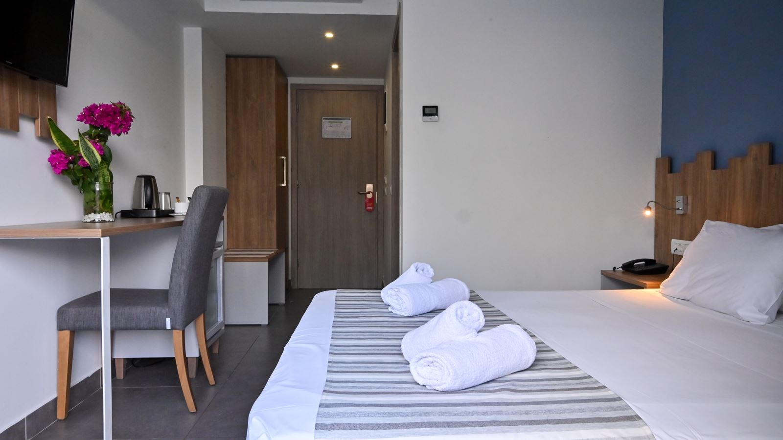 rooms-double-standard-room