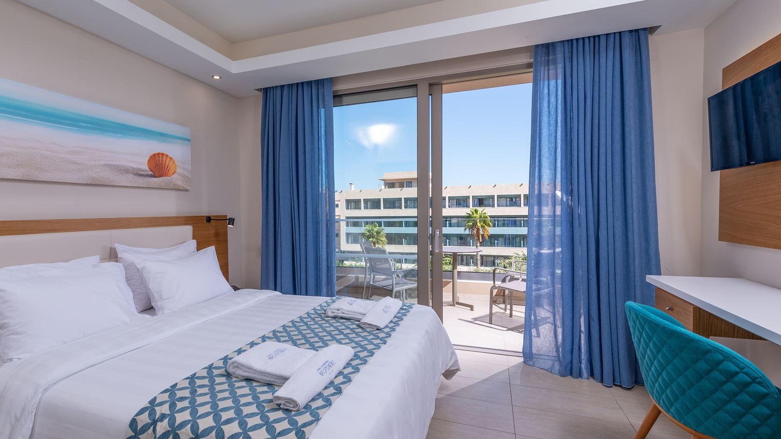 rooms-superior-family-land-view-4-pax