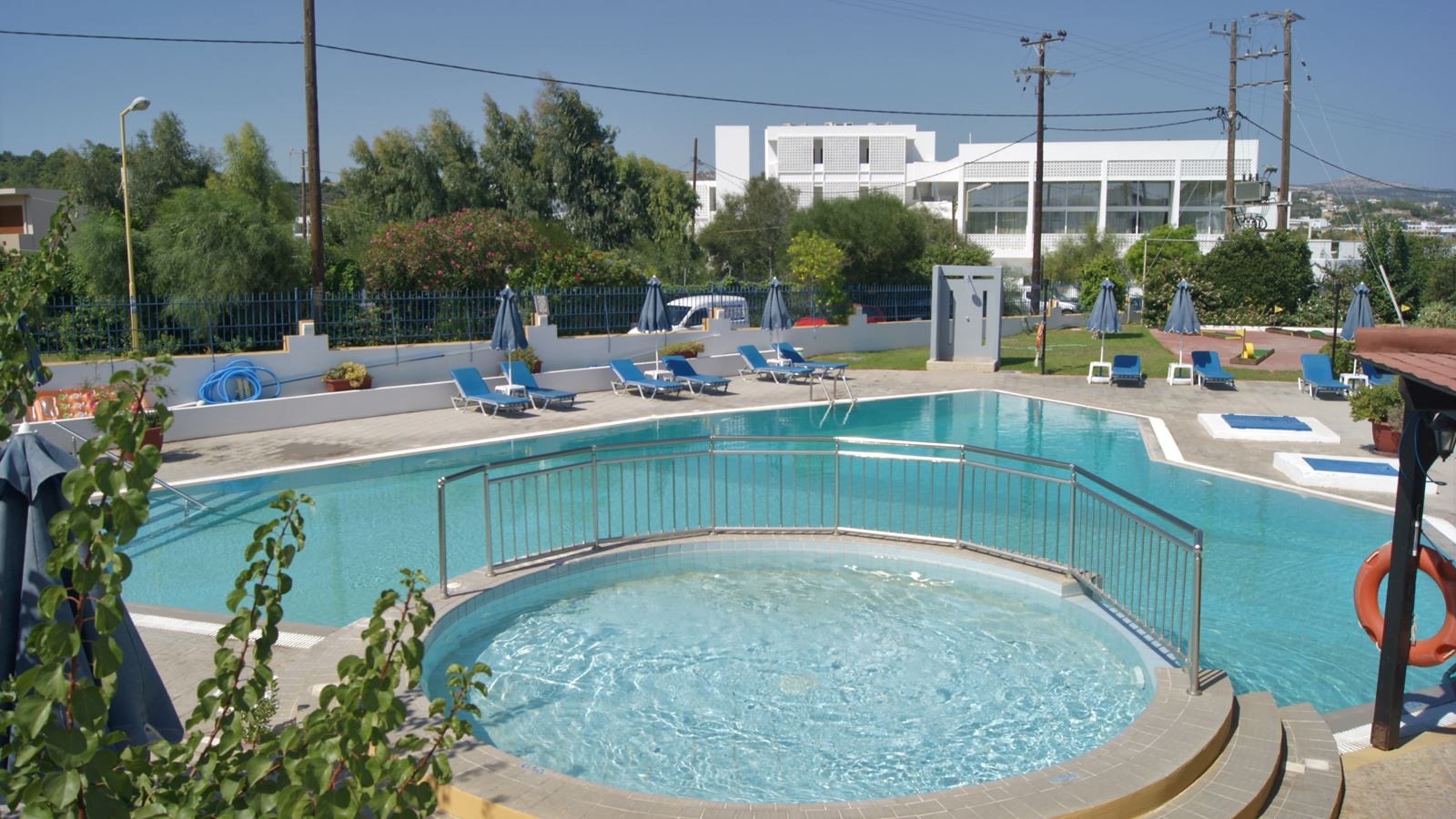 pools-outdoor-pool