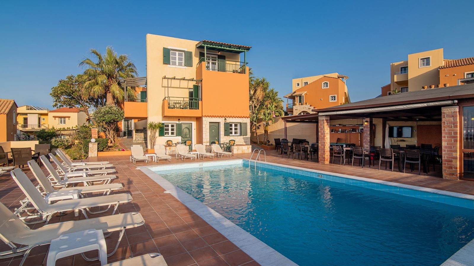 pools-outdoor-pool