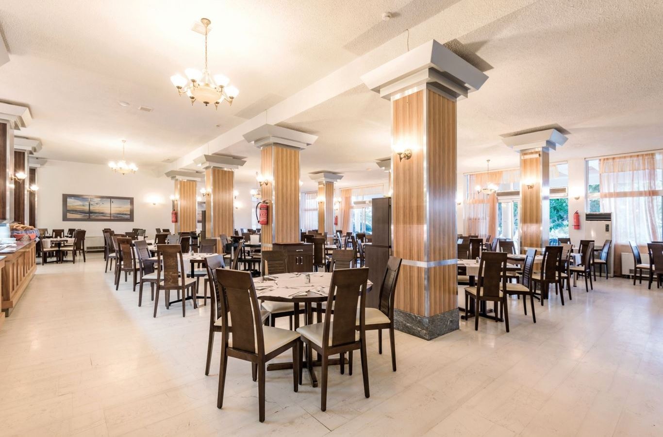 restaurants-main-restaurant