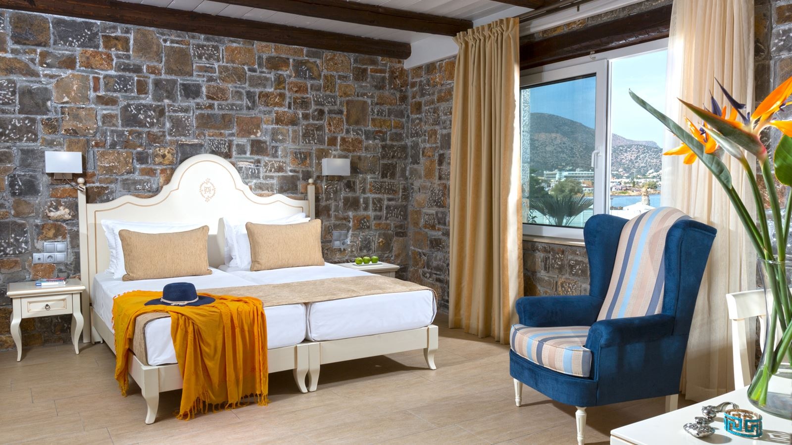 rooms-dream-villa-aphrodite2-bedrooms-beach-front-with-private-pool